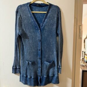 DRAMA NYC PLUS Acid Wash Cardigan